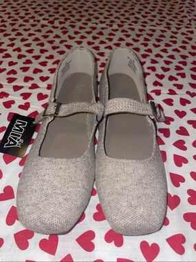 Gray & tan blended girl Mia Mary Jane flats (10M)(nwt)